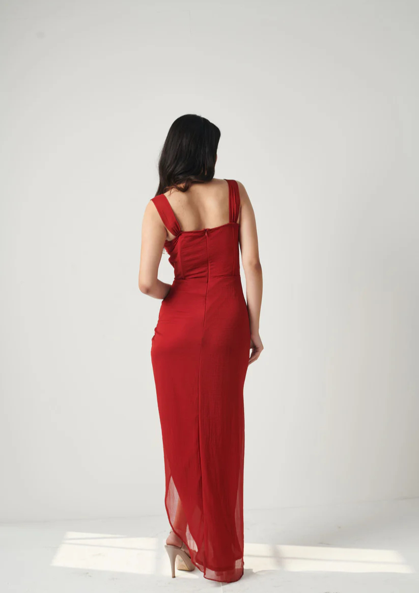Seora stylish red chiffon short dress with romantic front gathering—great for romantic dates, holiday parties, and glamorous night outs.