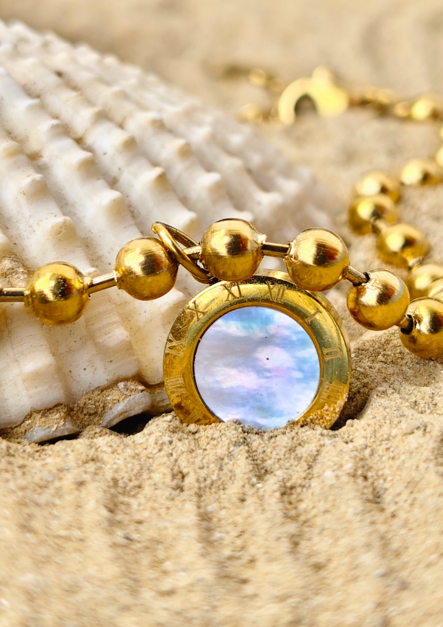 Sioraa: "Sioraa Anti Tarnish Gold Plated Wrist of Infinity Bracelet with dual-colored clock charm, waterproof and stylish, a statement piece for everyday wear."