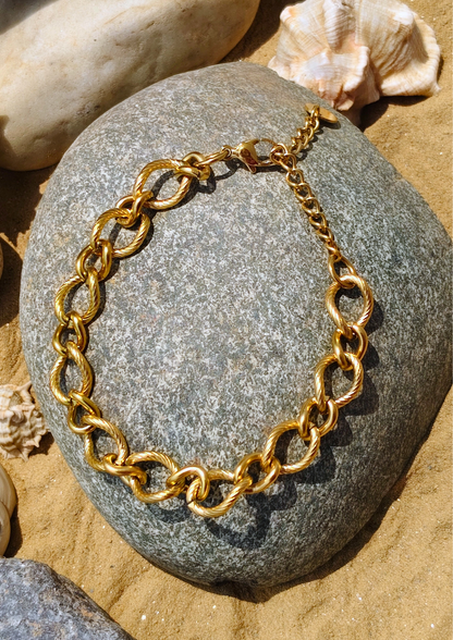 Seoraa Orbit Links Bracelet – Anti Tarnish Gold Plated Textured Chain Link Jewellery | Waterproof, Trendy & Statement Everyday Wear