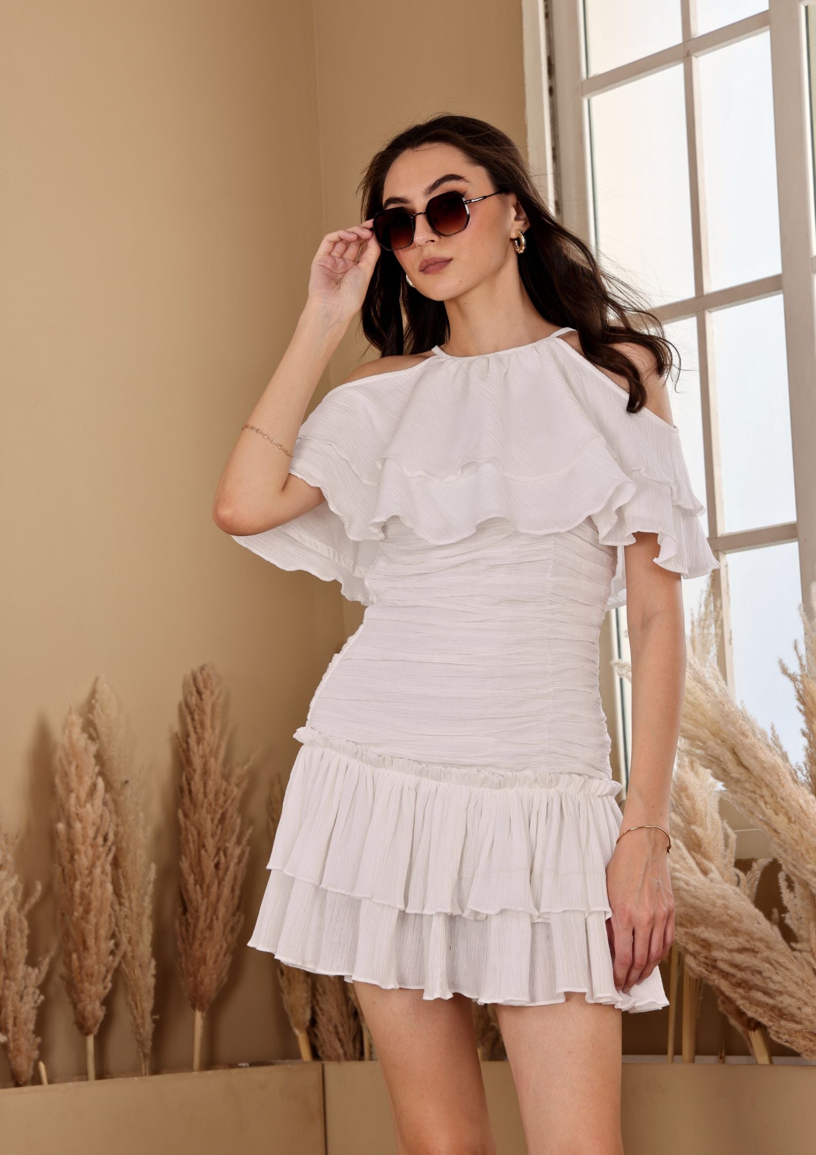 Sioraa Elegant White Frill Dress with romantic layers and strapless style, perfect for summer parties